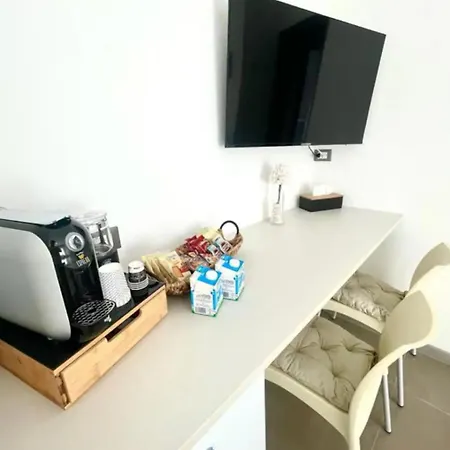 ベッド・アンド・ブレックファスト Biscotti S 3*